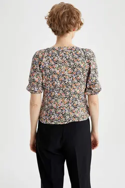 بلوز ویسکوز گلدار یقه هفت زنانه دفاکتو