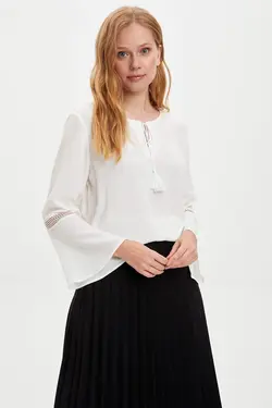 بلوز آستین کلوش زنانه دفاکتو