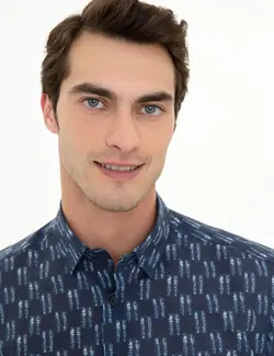 پیراهن آستین کوتاه مردانه یقه برگردان طرحدار سرمه ای پیرکاردین