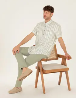 پیراهن آستین کوتاه مردانه یقه برگردان طرحدار با جیب سبز روشن پیرکاردین