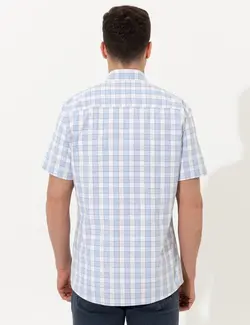 پیراهن آستین کوتاه مردانه یقه برگردان چهارخانه آبی روشن پیرکاردین