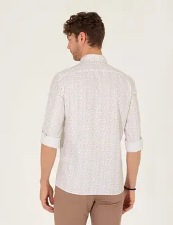 پیراهن آستین بلند مردانه یقه برگردان نخی جذب بژ پیرکاردین