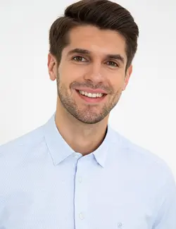 پیراهن آستین بلند مردانه یقه برگردان طرحدار جذب آبی روشن پیرکاردین