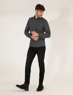 پیراهن آستین بلند مردانه یقه برگردان ساده جذب خاکی پیرکاردین