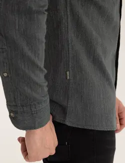 پیراهن آستین بلند مردانه یقه برگردان ساده جذب خاکی پیرکاردین