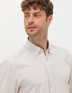 پیراهن آستین بلند مردانه یقه برگردان بدون جیب ساده خاکی پیرکاردین