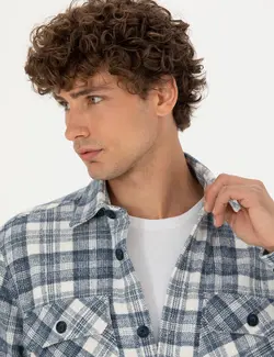 پیراهن آستین بلند مردانه اورسایز یقه برگردان جیبدار آبی پیرکاردین