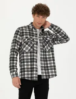 پیراهن آستین بلند مردانه اورسایز یقه برگردان جیبدار سیاه پیرکاردین