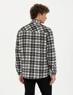 پیراهن آستین بلند مردانه اورسایز یقه برگردان جیبدار سیاه پیرکاردین