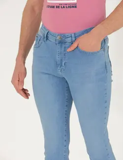 شلوار جین مردانه جذب آبی روشن پیرکاردین