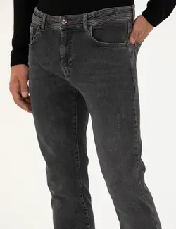 شلوار جین مردانه جیبدار جذب زغالی پیرکاردین