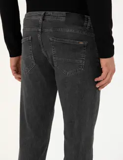 شلوار جین مردانه جیبدار جذب زغالی پیرکاردین