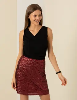 بلوز زنانه یقه هفت بدون آستین نخی سیاه پیرکاردین