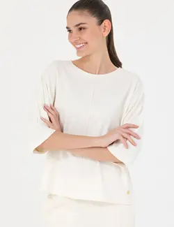 بلوز زنانه یقه گرد اورسایز آستین سه ربع کرم پیرکاردین