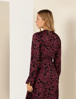 بلوز زنانه کراپ سیاه پیرکاردین