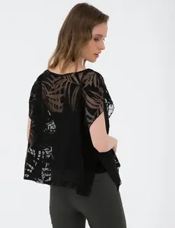 بلوز زنانه آستین کوتاه یقه گرد ویسکوز سیاه پیرکاردین