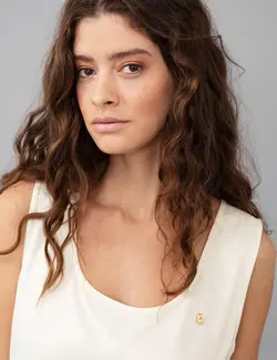 بلوز زنانه راحت بژ پیرکاردین