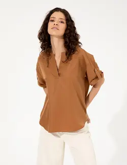 بلوز زنانه یقه کلاسیک راحت مازویی پیرکاردین