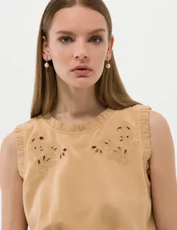 بلوز زنانه کراپ بژ پیرکاردین