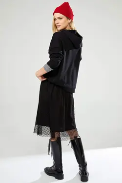 دامن زنانه سیاه دفاکتو