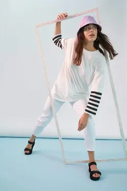 تونیک زنانه سفید تیره دفاکتو