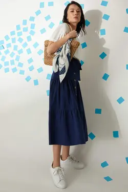 دامن زنانه سرمه ای دفاکتو