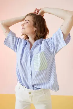 شومیز آستین کوتاه زنانه آبی دفاکتو