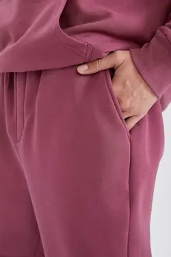 شلوار راحتی جاگر مردانه زرشکی دفاکتو