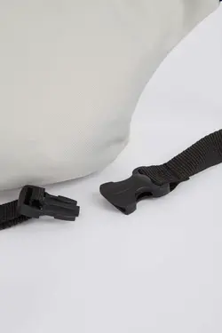 کیف کمری دخترانه بژ دفاکتو