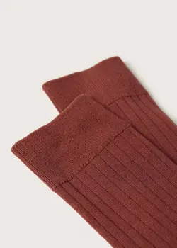 جوراب مردانه قرمز منگو