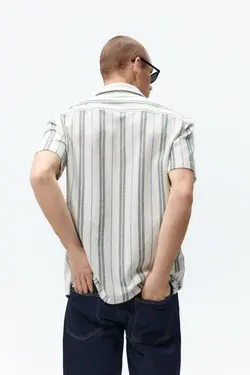 پیراهن آستین کوتاه مردانه سفید تیره زارا