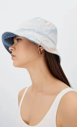 کلاه زنانه آبی استرادیواریوس