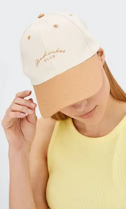 کلاه کپ زنانه سفید تیره استرادیواریوس