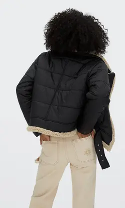 کاپشن پافر زنانه مشکی استرادیواریوس