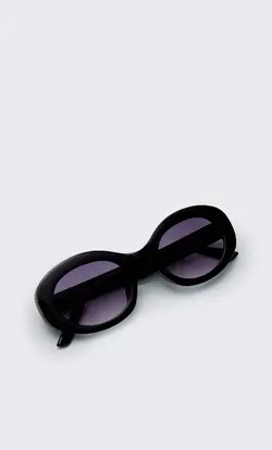 عینک آفتابی زنانه مشکی استرادیواریوس