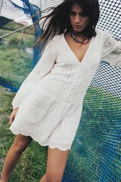 پیراهن کوتاه زنانه سفید زارا