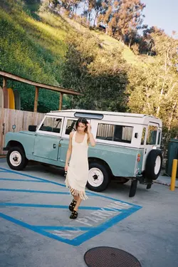 پیراهن میدی زنانه سفید تیره زارا