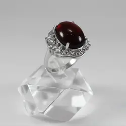 انگشتر گارنت نقره زنانه طرح فاخر پونه