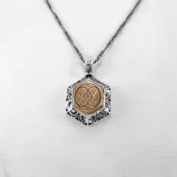 گردنبند حرز امام جواد (ع) نقره طرح شش ضلعی آیت الکرسی + تربت امام حسین (ع)