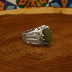 انگشتر زبرجد الماس تراش نقره مردانه دست ساز طرح اعلی