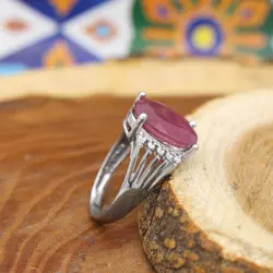 انگشتر یاقوت سرخ الماس تراش نقره زنانه طرح بنفشه