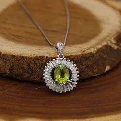 گردنبند زبرجد الماس تراش نقره زنانه طرح مائده