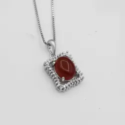 گردنبند عقیق سرخ نقره زنانه طرح مه لقا