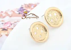 گوشواره طرح دکمه گلد کد ۷۸۳۳