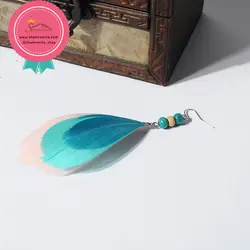 گوشواره جیپسی آویزی پر های رنگی EAR324B0