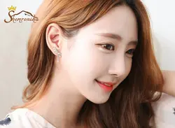 گوشواره  نامتقارن کوتاه بلند طرح گندم با آویر زنجیری کریستال اتریش سیلور کد ۱۱۴۳۵