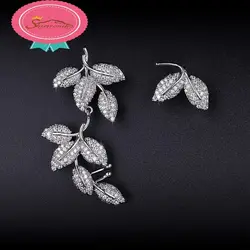 گوشواره لوکس مدرن  نامتقارن کوتاه بلند طرح برگ کریستال اتریش سیلور روکش پلاتین سیلور کد ۱۱۴۴۶