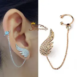 گوشواره ترکیبی میخی و کلیپسی با زنجیر و کریستال زیرکنیا طرح بال گلد کد ۹۶۷۷