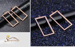 گوشواره با آویز مستطیل کد ۱۳۶۵۹