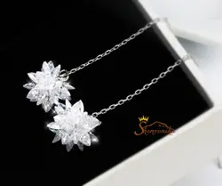 گوشواره آویزی با نگین کریستال برف سیلور کد ۹۶۶۹
